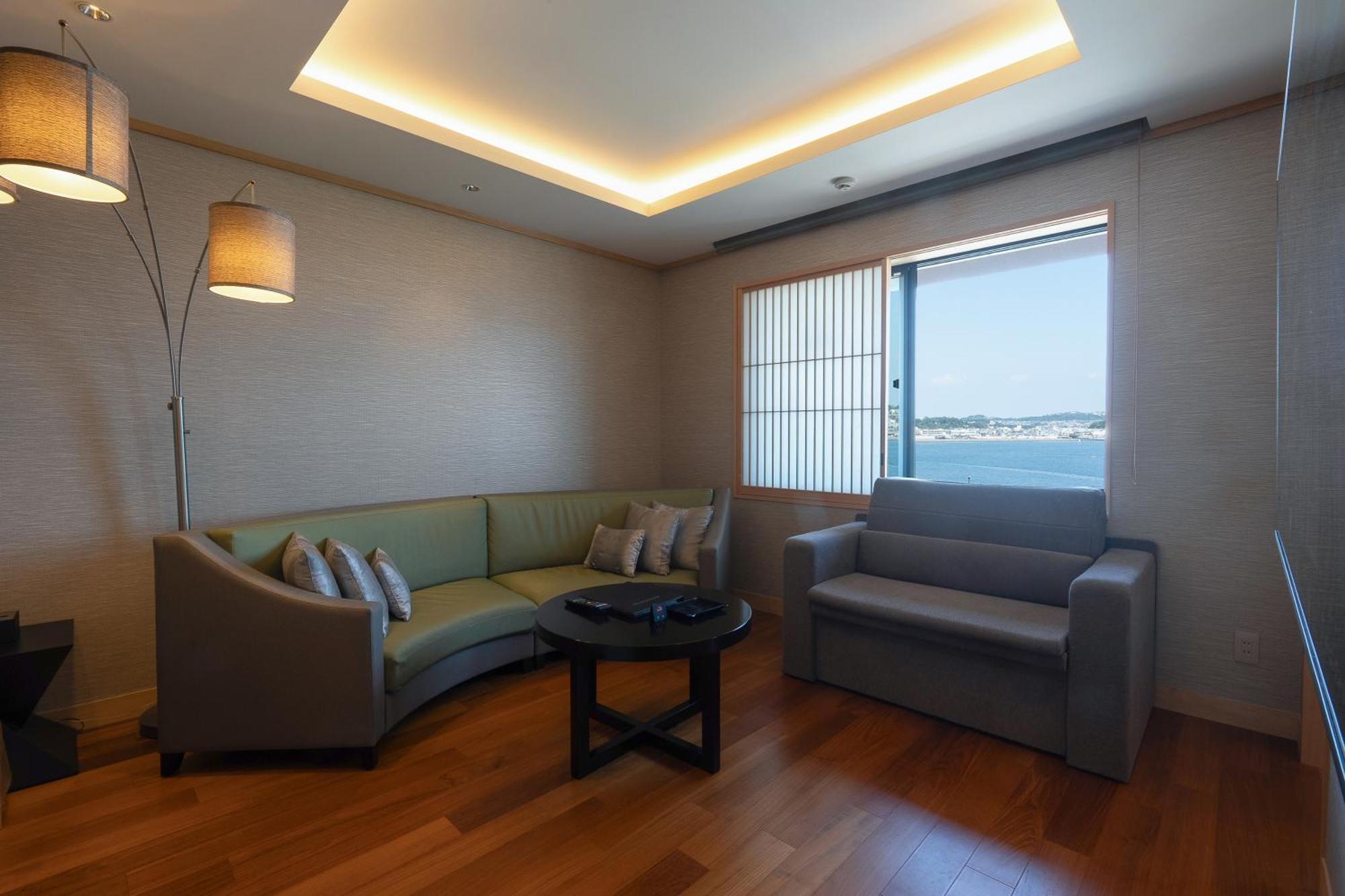 Enoshima Hotel Fujisawa Exterior foto